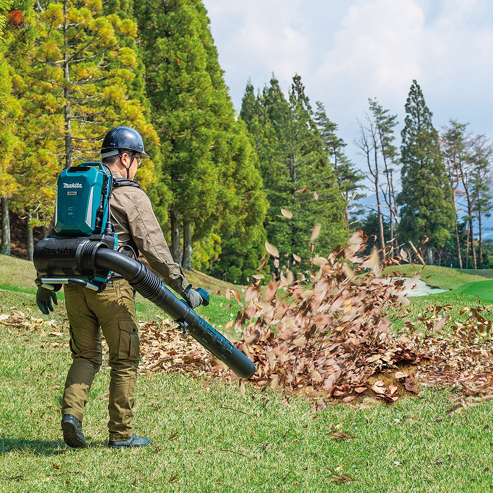 Makita UB002C 40V Max XGT Backpack Blower – 1200Wh, Brushless Motor